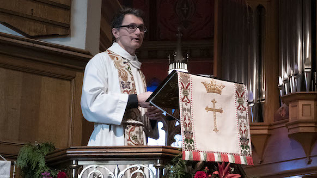 The Rev. Dr. Simon Mainwaring - December 25, 2018 episode artwork