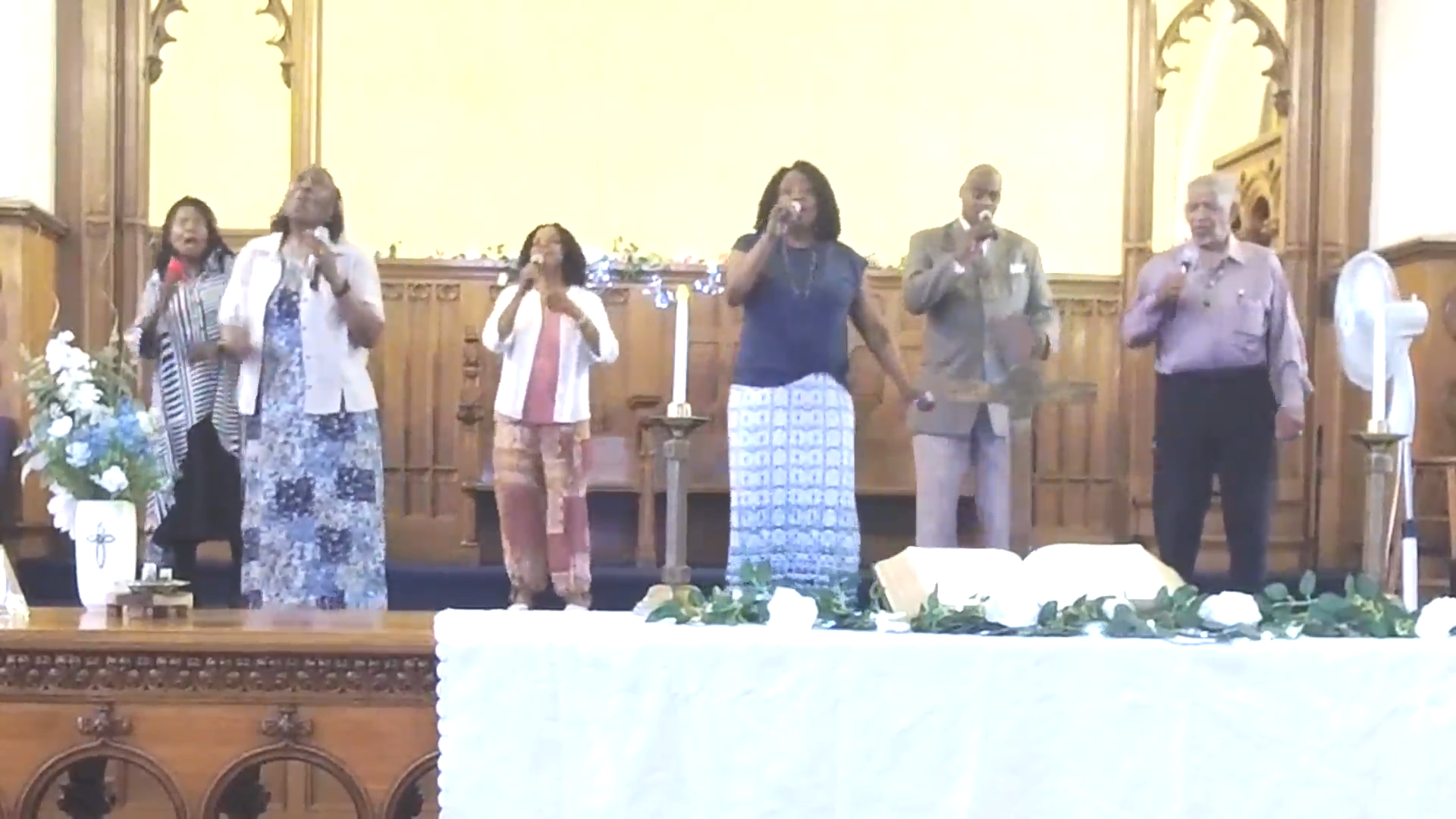 Praise and Worship Service - 8/10 episode artwork